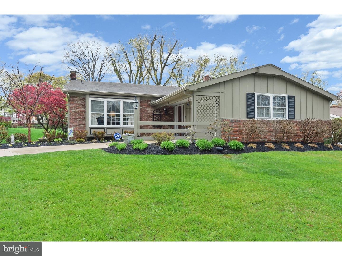 106 Leeds Road Mount Laurel, NJ 08054 - Photo 2 of 25 Gallery Image 2