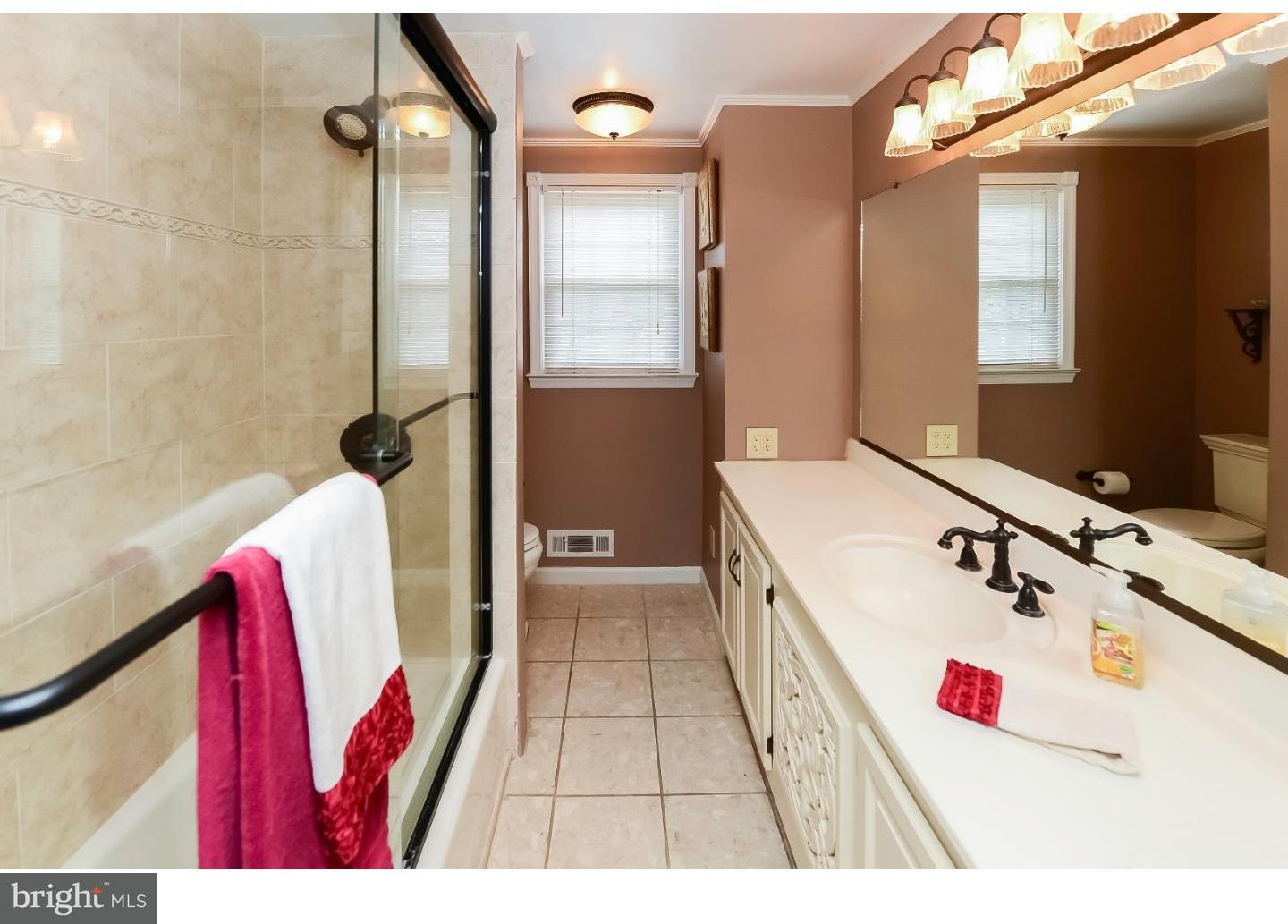 106 Leeds Road Mount Laurel, NJ 08054 - Photo 19 of 25 Gallery Image 19