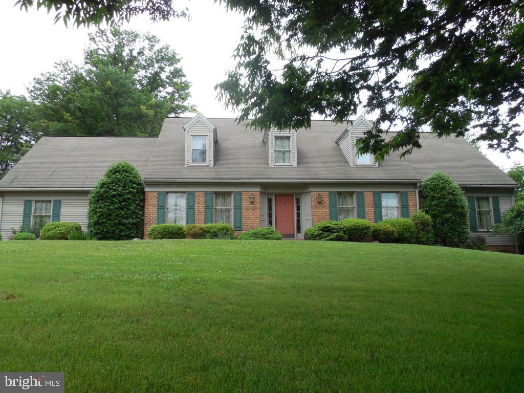 1602 Stony Battery Road Lancaster, PA 17601 - Photo 1 of 24 Gallery Image 1