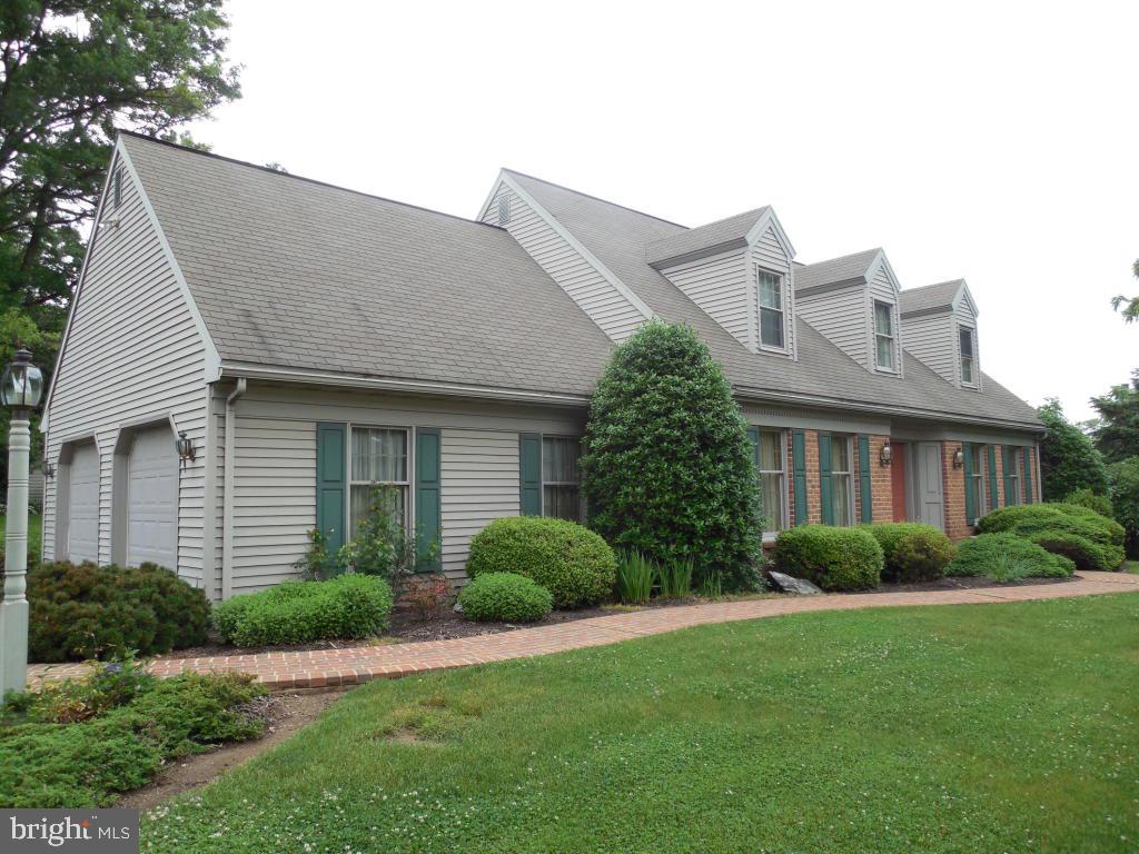 1602 Stony Battery Road Lancaster, PA 17601 - Photo 2 of 24 Gallery Image 2