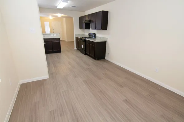 $2,195 | 937 Harvest Salt Lane, La Marque, TX 77568