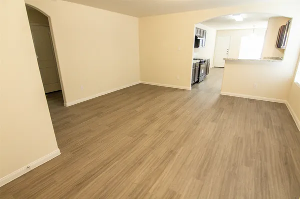 $2,195 | 937 Harvest Salt Lane, La Marque, TX 77568