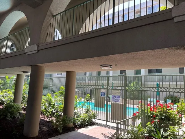 $2,650 | 555 Maine Avenue, Unit 203, Long Beach, CA 90802