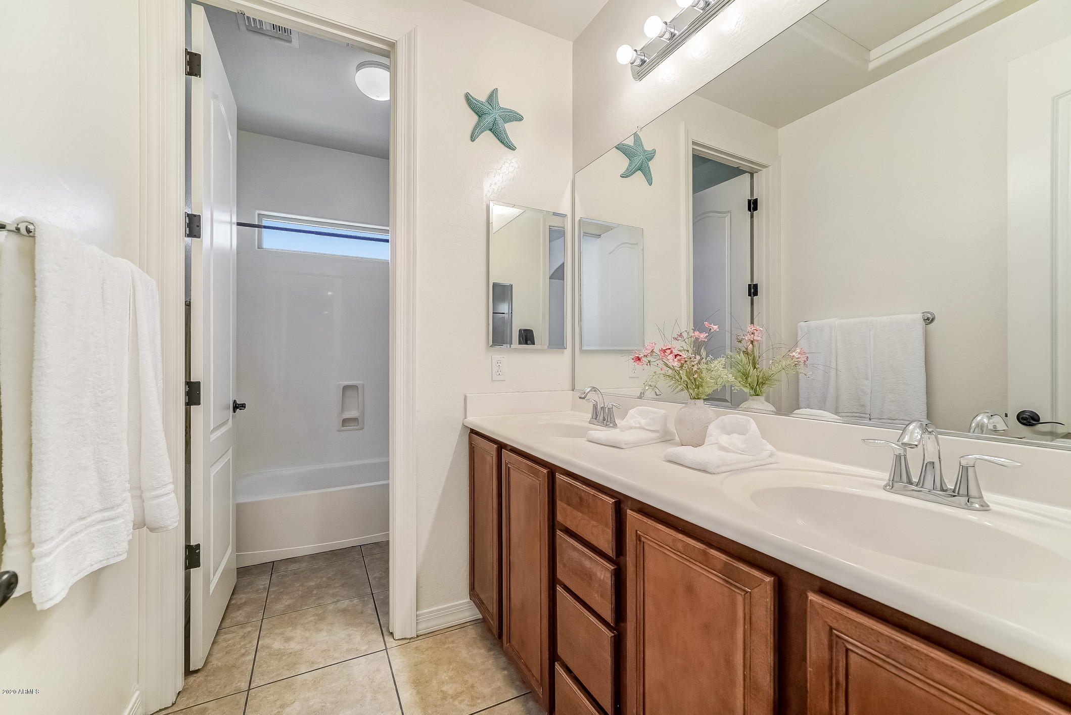 3060 East Warbler Road Gilbert, AZ 85297 - Photo 46 of 59 145-Bathroom