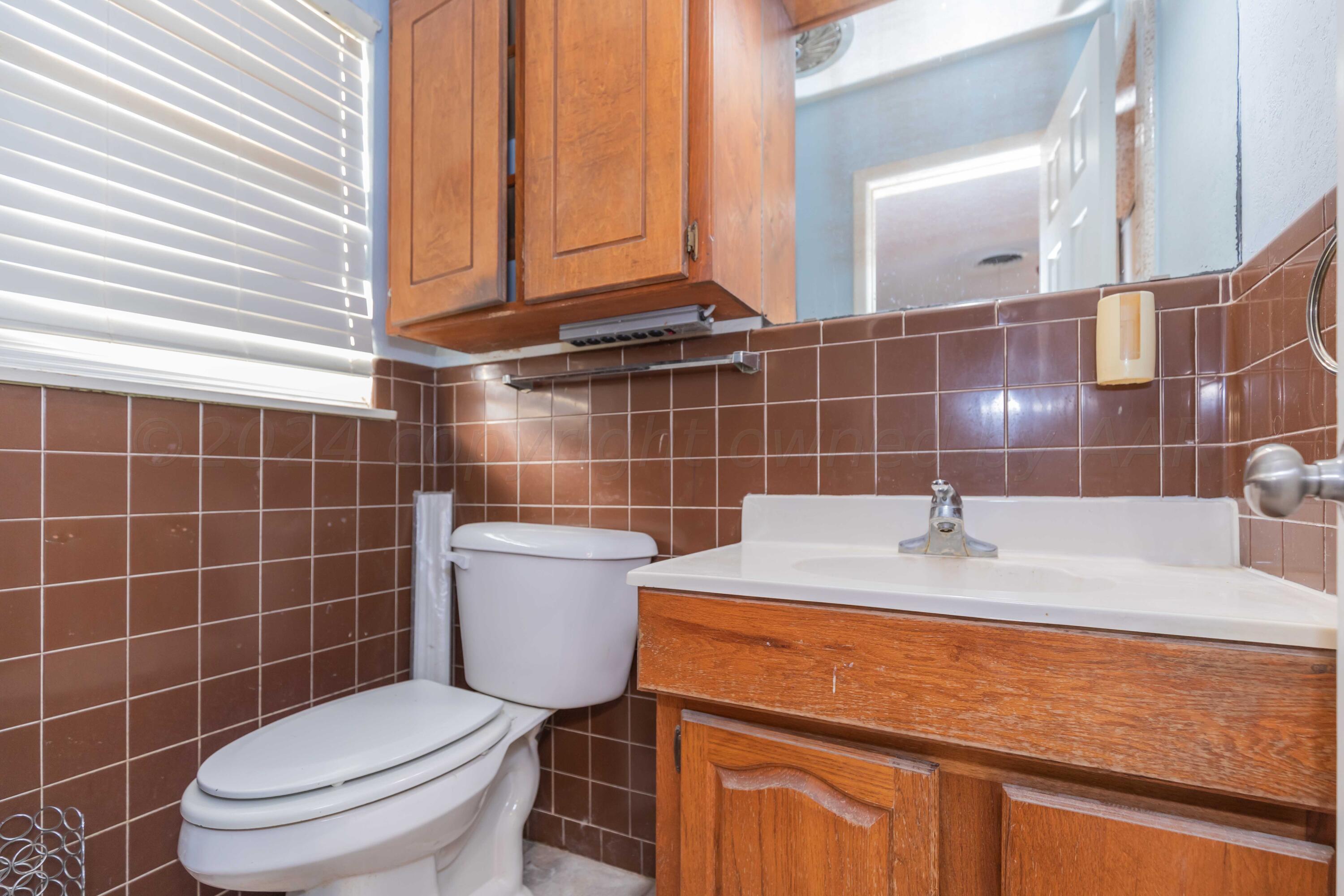 4006 Tulane Drive Amarillo, TX 79109 - Photo 32 of 44 MASTER BATH VIEW 1