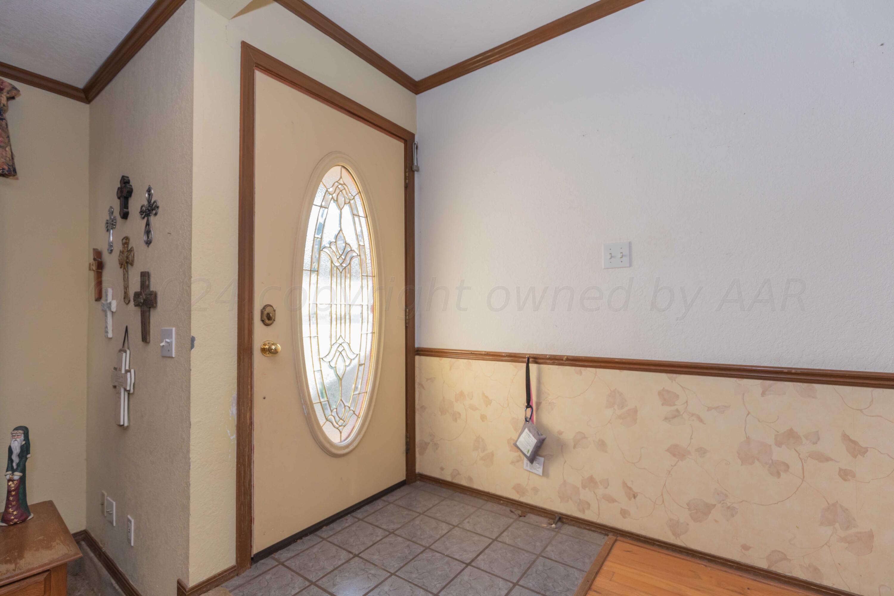 4006 Tulane Drive Amarillo, TX 79109 - Photo 4 of 44 ENTRY