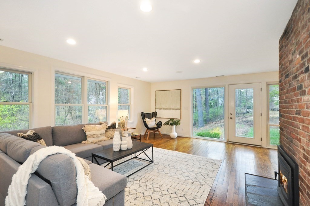 289 The Valley Road Concord, MA 01742 - Photo 2 of 17