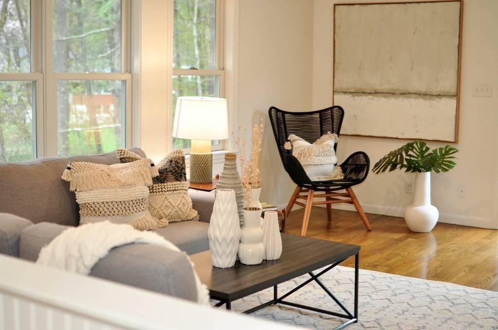 289 The Valley Road Concord, MA 01742 - Photo 3 of 17