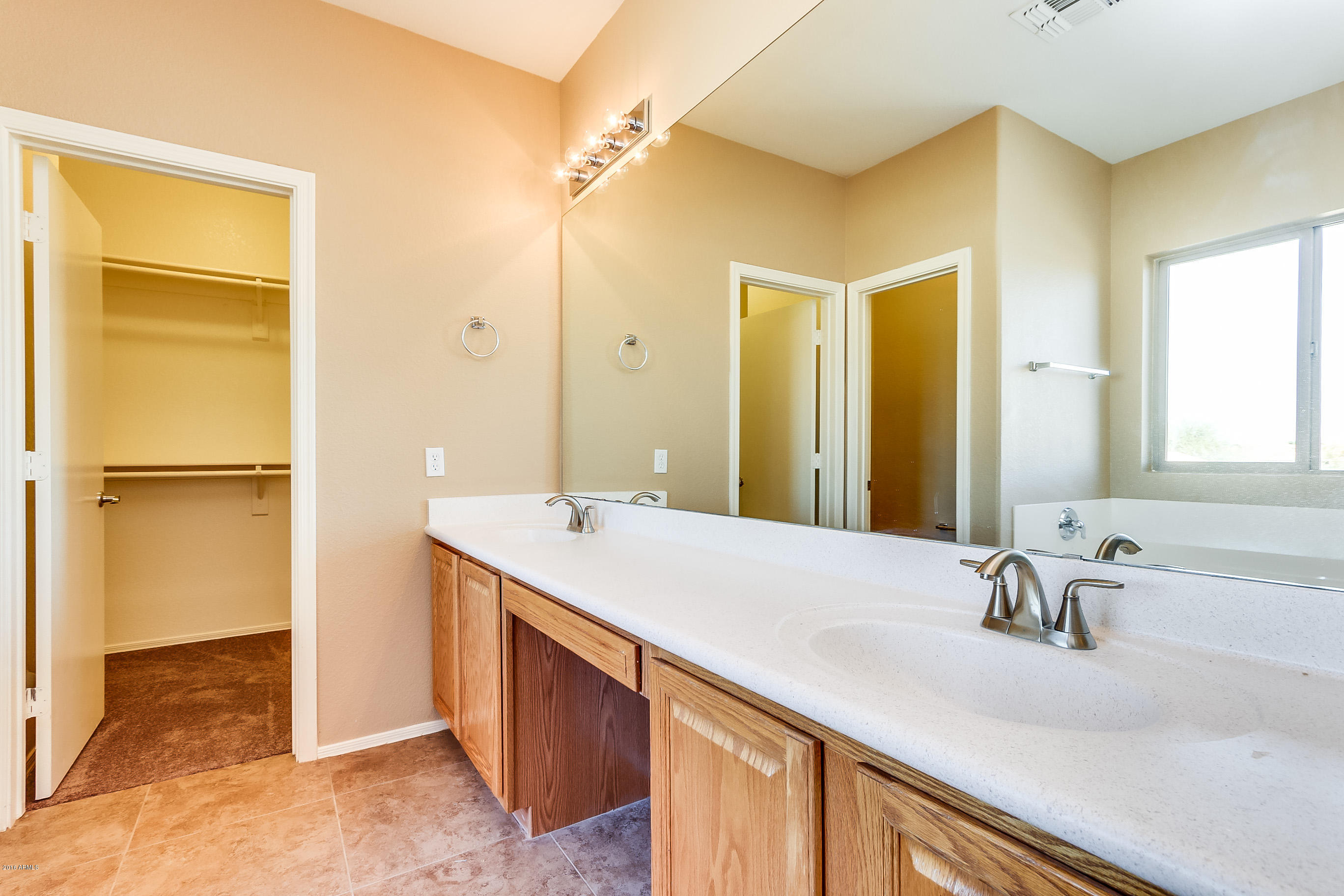 9242 West Berkeley Road Phoenix, AZ 85037 - Photo 16 of 20 Berkeley-42