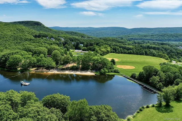 $329,000 | 1306 Rosewood Court, Highland Mills, NY 10930