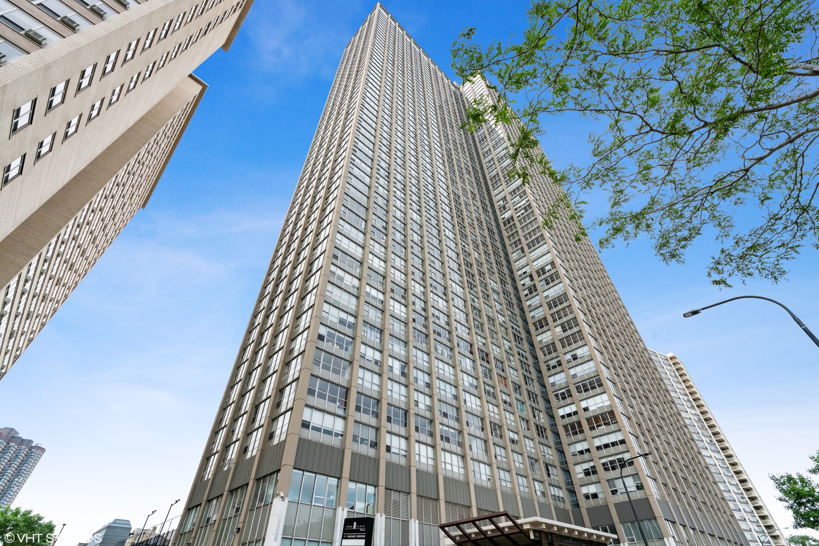 655 West Irving Park Road, Unit 5315 Chicago, IL 60613 - Photo 1 of 23