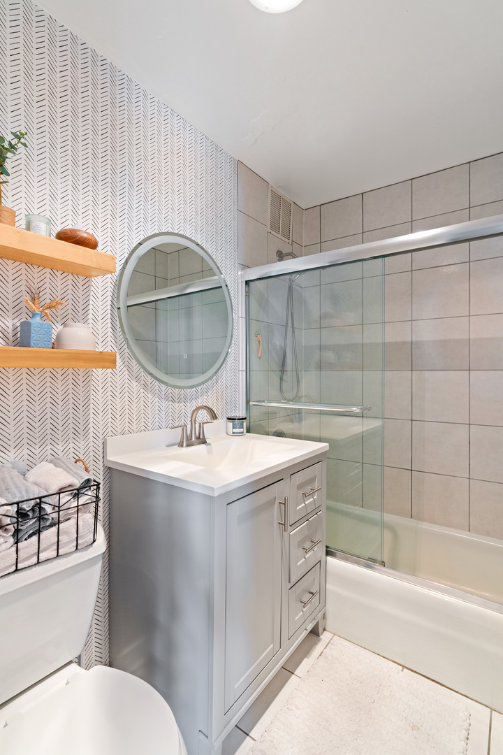655 West Irving Park Road, Unit 5315 Chicago, IL 60613 - Photo 14 of 23