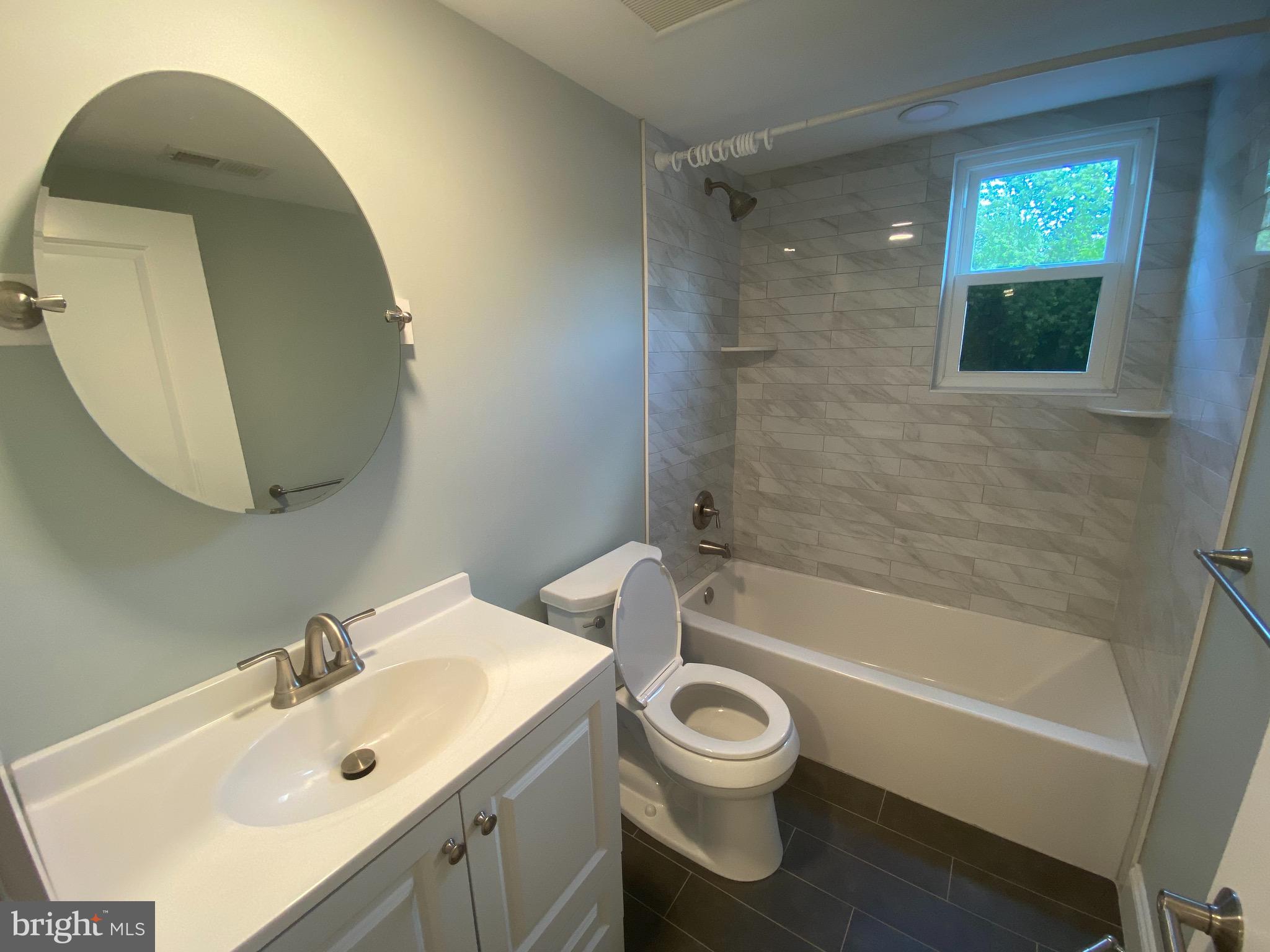 538 Durham Road, Unit D Newtown, PA 18940 - Photo 9 of 10