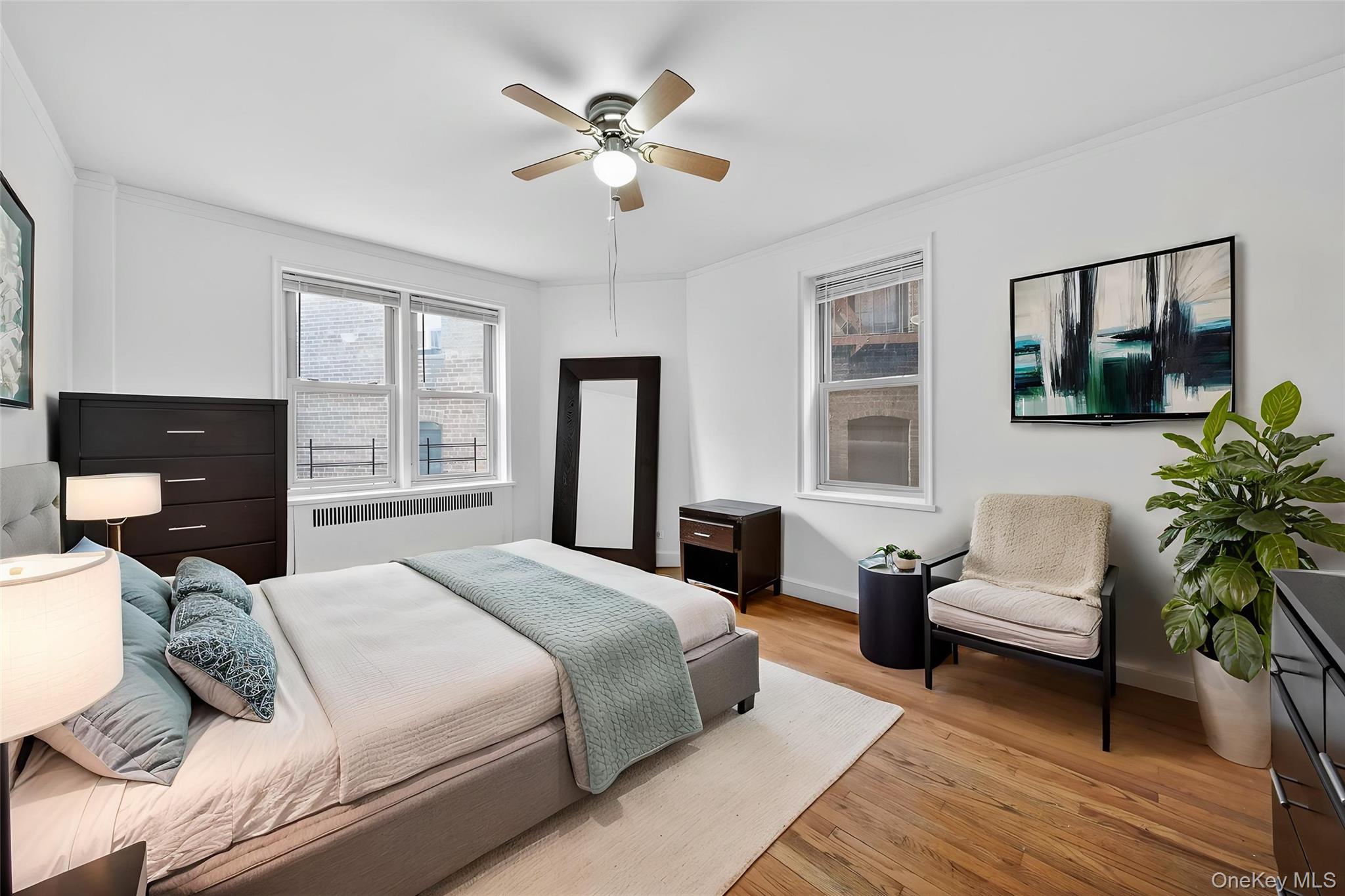 2190 Boston Road, Unit 4E Bronx, NY 10462 - Photo 4 of 11
