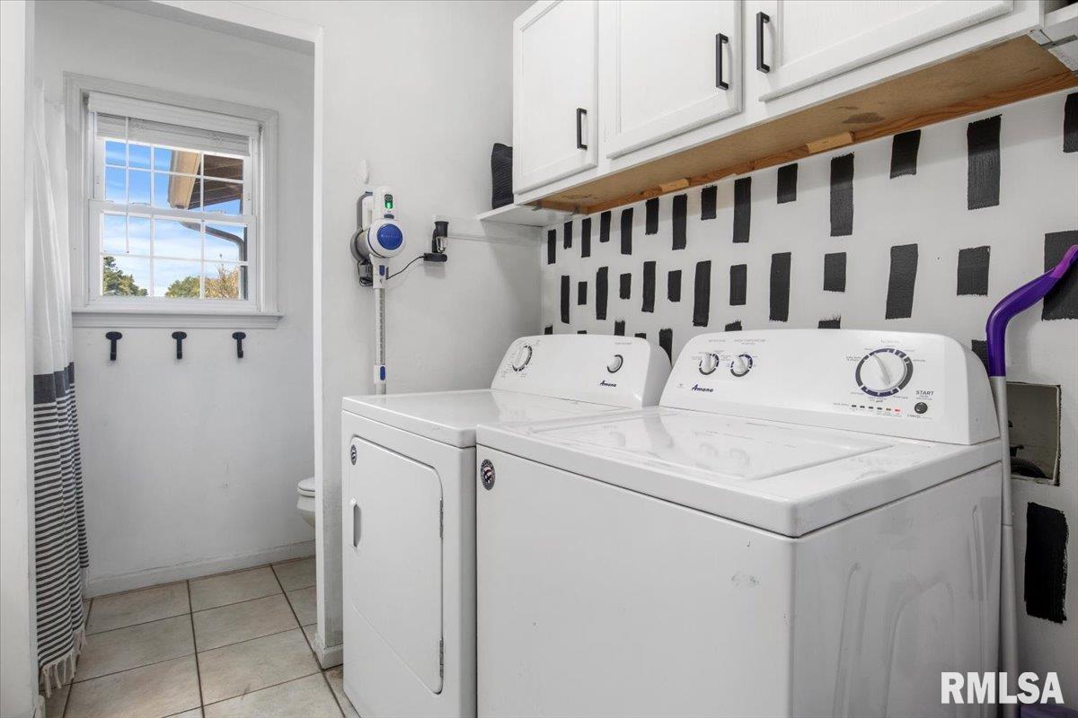 707 North Bitterroot Court Athens, IL 62613 - Photo 19 of 33