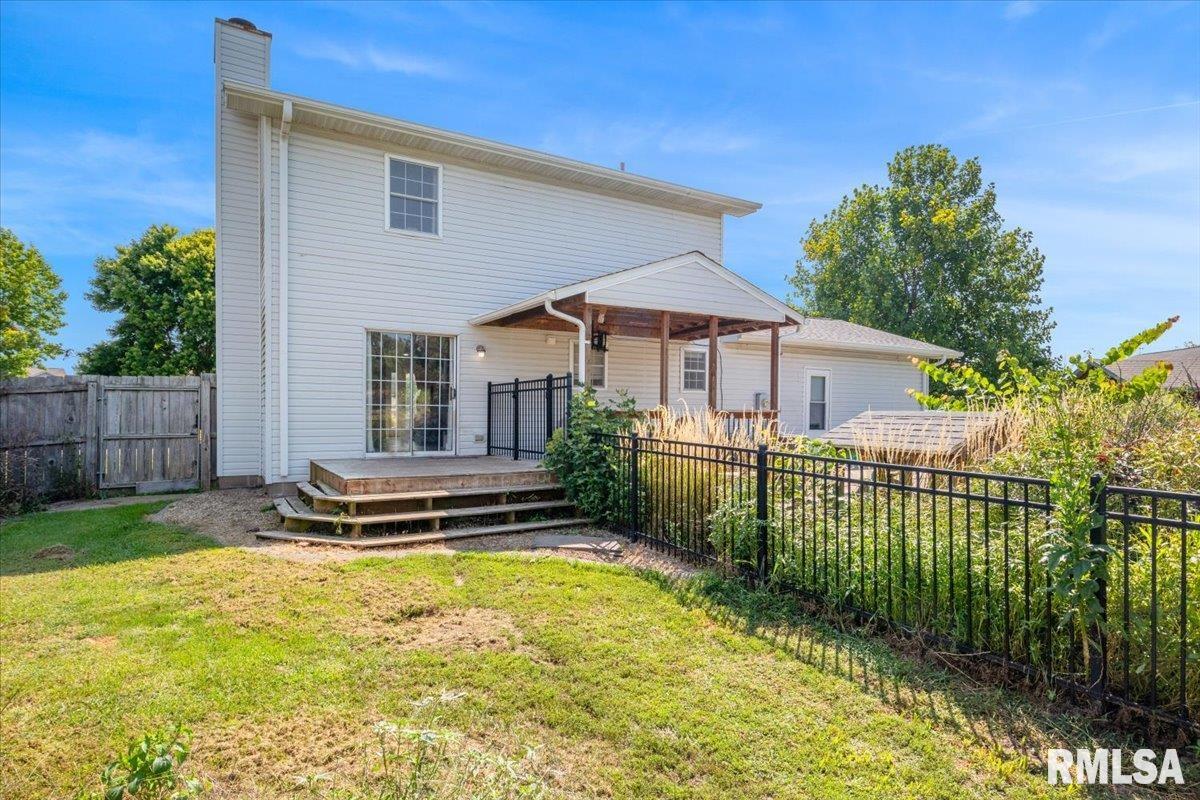 707 North Bitterroot Court Athens, IL 62613 - Photo 33 of 33