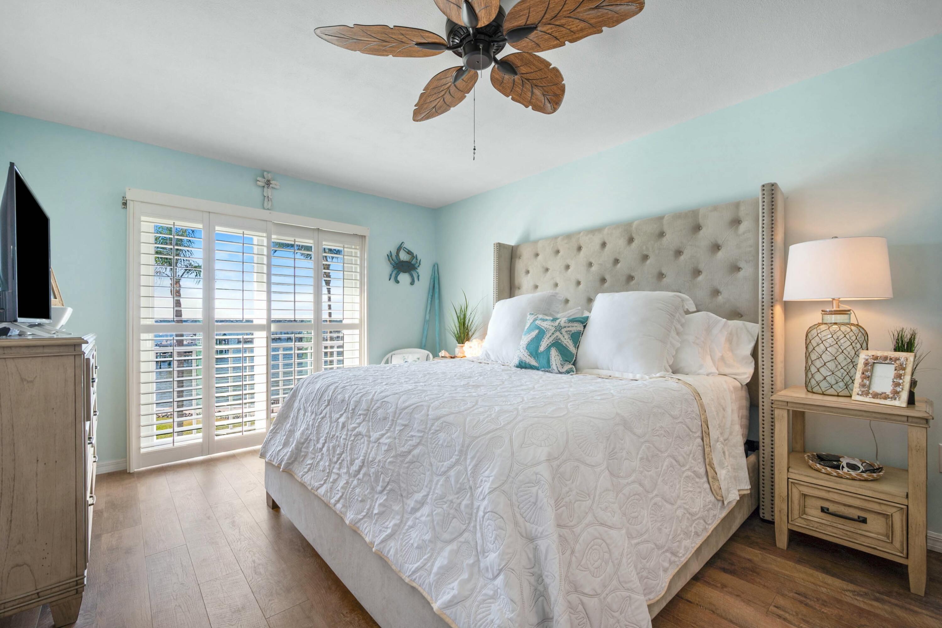 1550 Northeast Ocean Boulevard, Unit A205 Stuart, FL 34996 - Photo 22 of 36 tempImage9Fz395