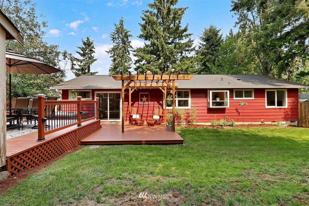 2 222nd Street Southwest Bothell, WA 98021 - Photo 18 of 29 a view of a house with backyard and sitting area
