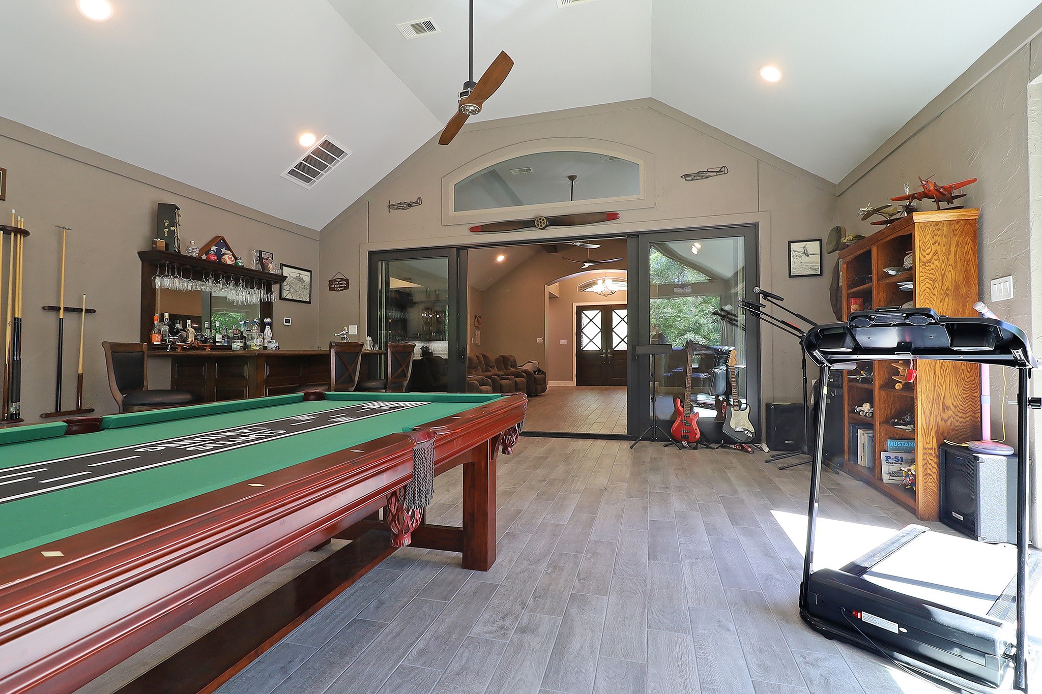 121 Red Hawk Road Huntsville, TX 77340 - Photo 13 of 48 Large enough for a pool table! An independent room from the house