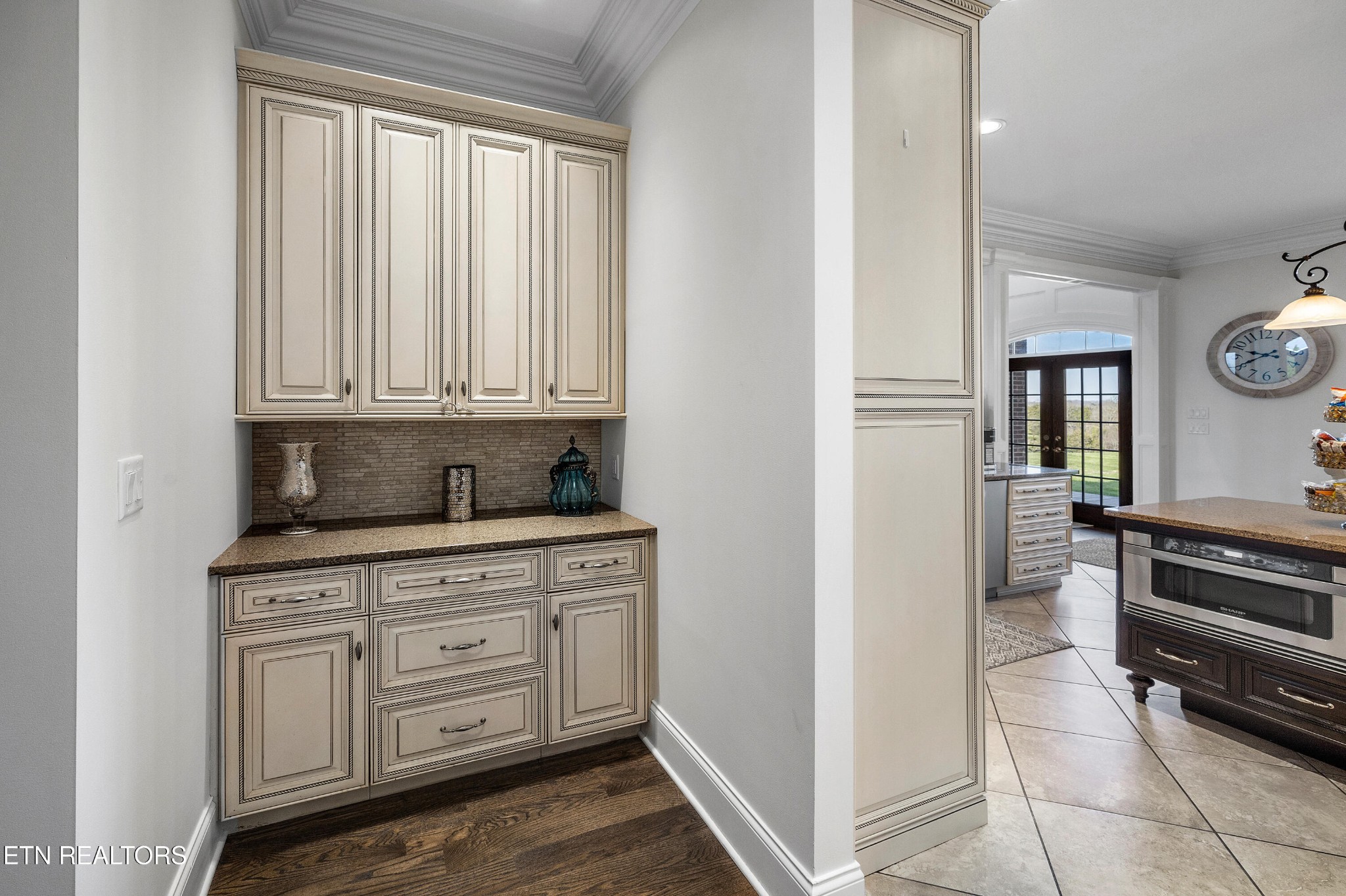 3050 Sims Road Sevierville, TN 37876 - Photo 20 of 59 a view of a kitchen with electric appliances