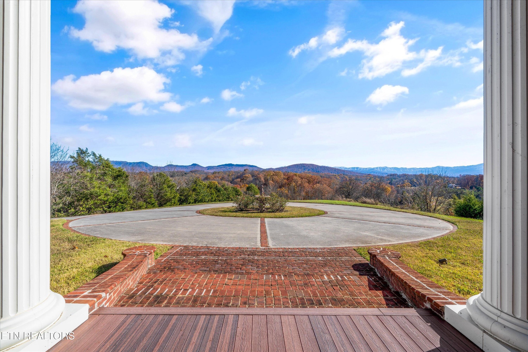 3050 Sims Road Sevierville, TN 37876 - Photo 5 of 59