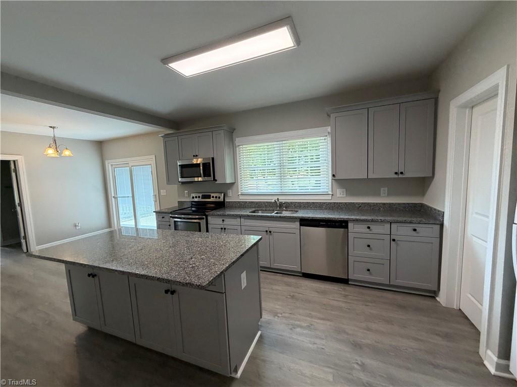 4995 Reidsville Road Walkertown, NC 27051 - Photo 8 of 18