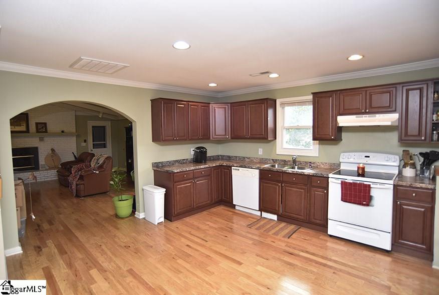 161 Skinner Road Inman, SC 29349 - Photo 5 of 27