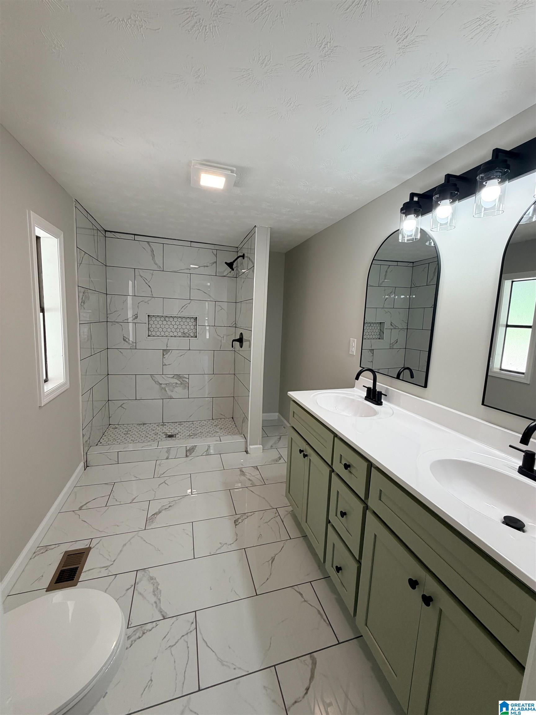 406 Pine Harbor Road Pell City, AL 35128 - Photo 13 of 38
