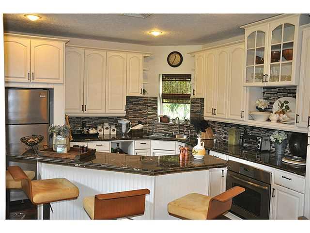 5448 Southeast Reef Way Stuart, FL 34997 - Photo 8 of 23 Gallery Image 8