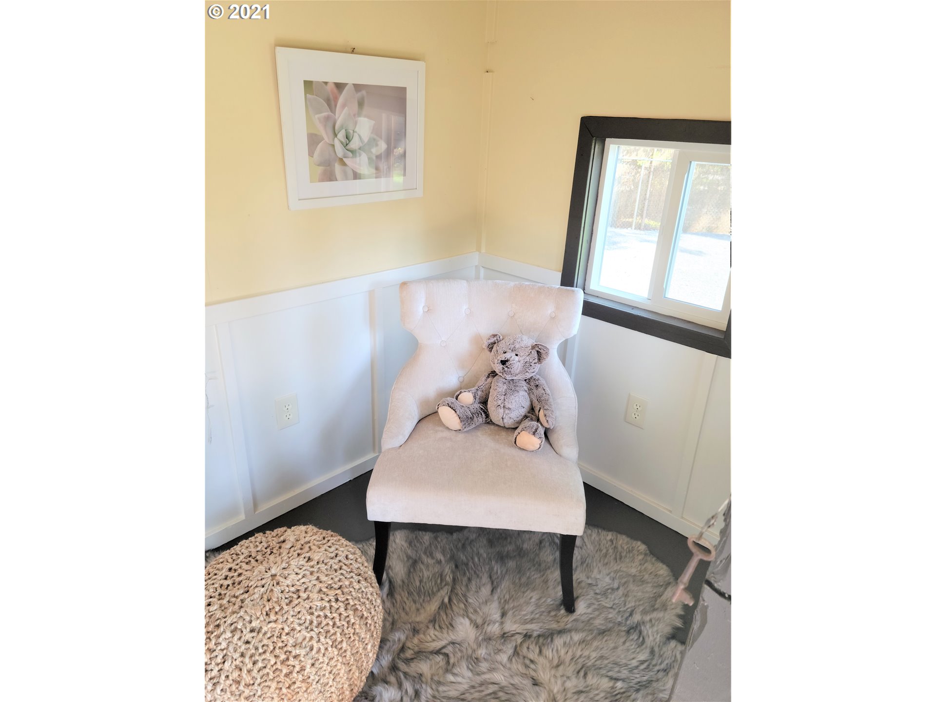537 Country Club Road Lake Oswego, OR 97034 - Photo 22 of 26 Gallery Image 22