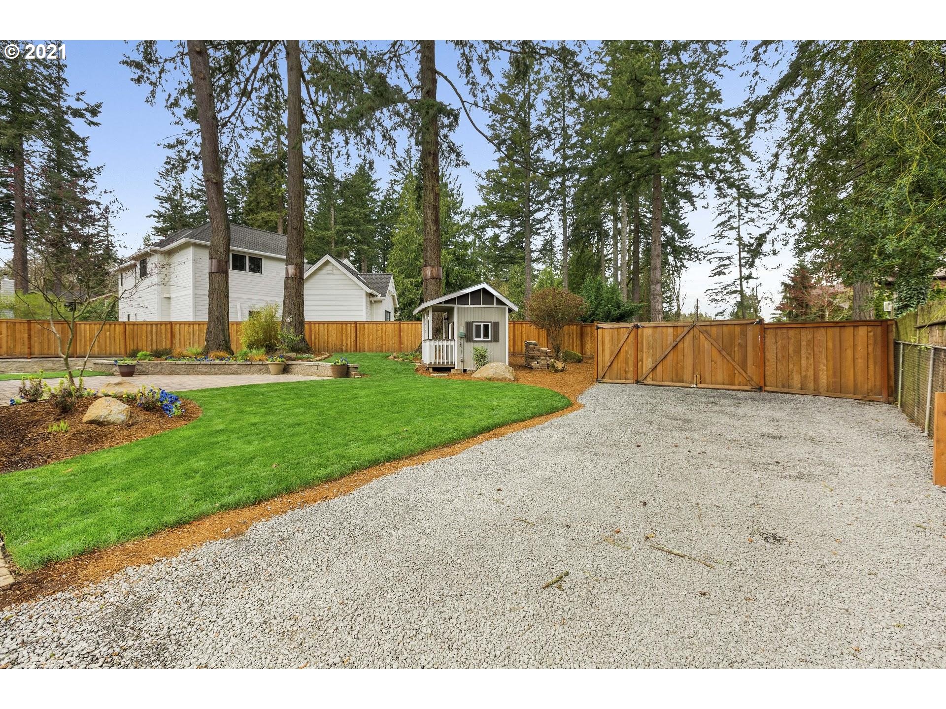 537 Country Club Road Lake Oswego, OR 97034 - Photo 23 of 26 Gallery Image 23