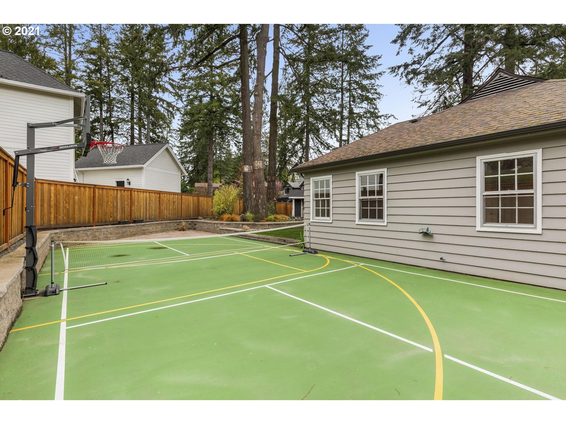 537 Country Club Road Lake Oswego, OR 97034 - Photo 25 of 26 Gallery Image 25