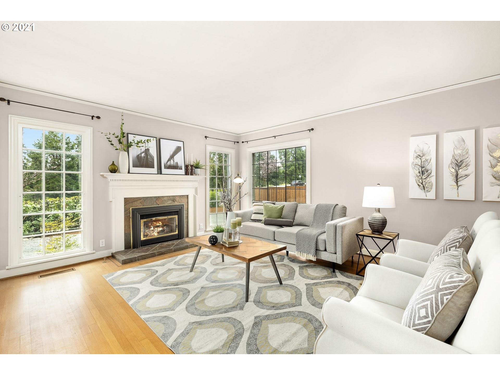 537 Country Club Road Lake Oswego, OR 97034 - Photo 5 of 26 Gallery Image 5