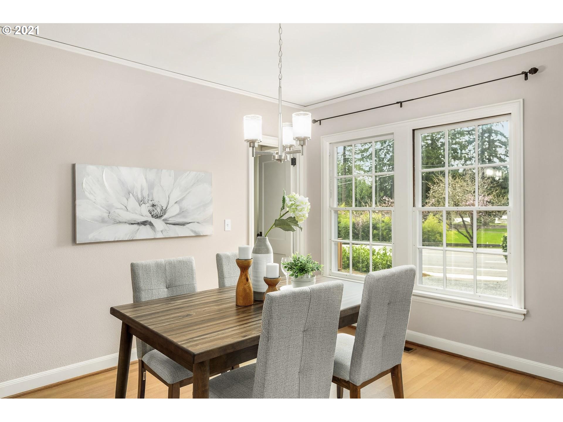 537 Country Club Road Lake Oswego, OR 97034 - Photo 8 of 26 Gallery Image 8