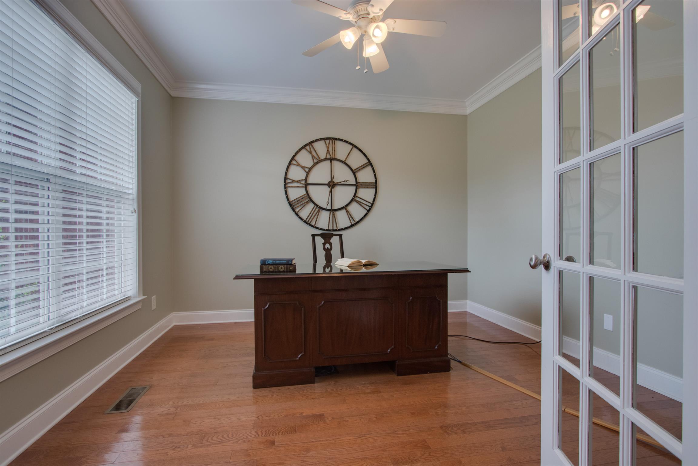 75 Abbey Road Lebanon, TN 37090 - Photo 4 of 30 a view of a hallway with entryway