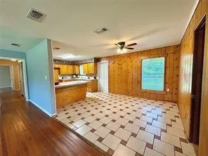 $180,000 | 105 Calloway, Hughes Springs, TX 75656