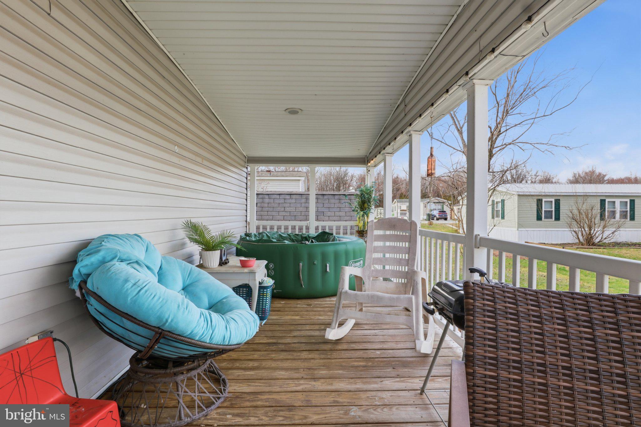 4820 Old Harrisburg Road, Unit 11 Gettysburg, PA 17325 - Photo 23 of 29 a porch with seating space