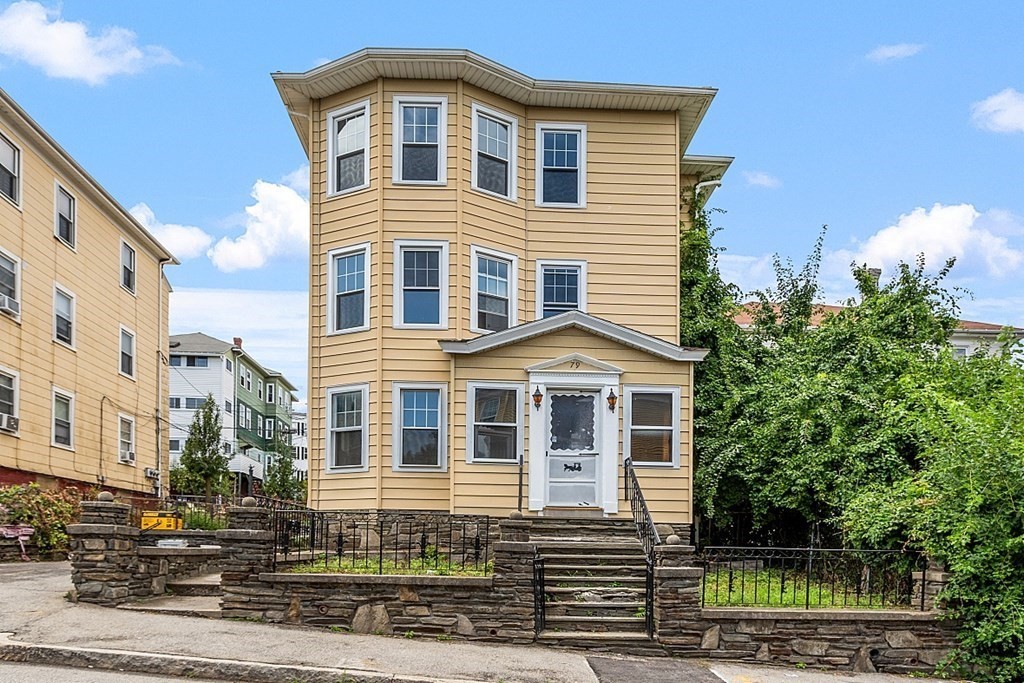 79 Gage Street, Unit 3 Worcester, MA 01605 - Photo 1 of 24