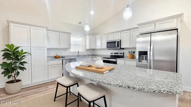 $399,000 | 1451 Grandeur Avenue, Parrottsville, TN 37843