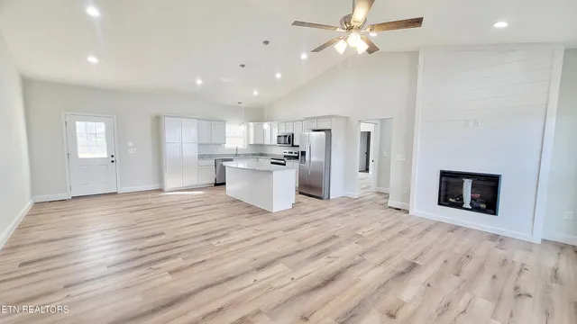 $399,000 | 1451 Grandeur Avenue, Parrottsville, TN 37843