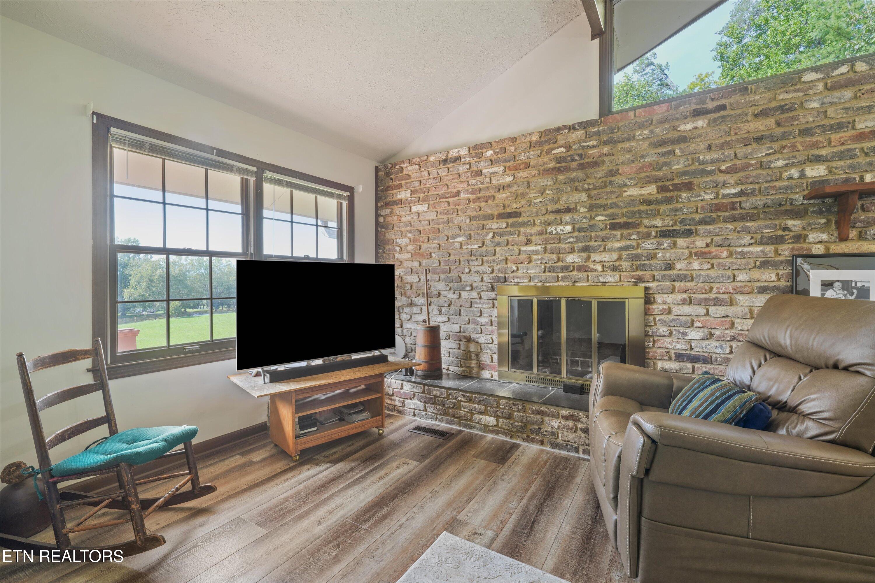 745 Blockhouse Valley Road Clinton, TN 37716 - Photo 8 of 58 10-745 Blockhouse Valley Rd45