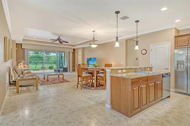 $549,900 | 6214 45th Lane East, Bradenton, FL 34203