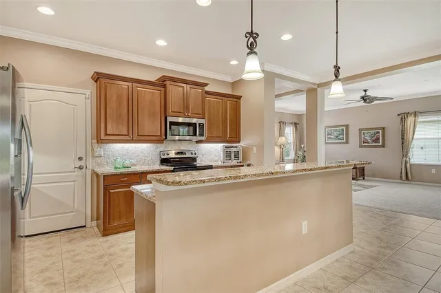 $549,900 | 6214 45th Lane East, Bradenton, FL 34203