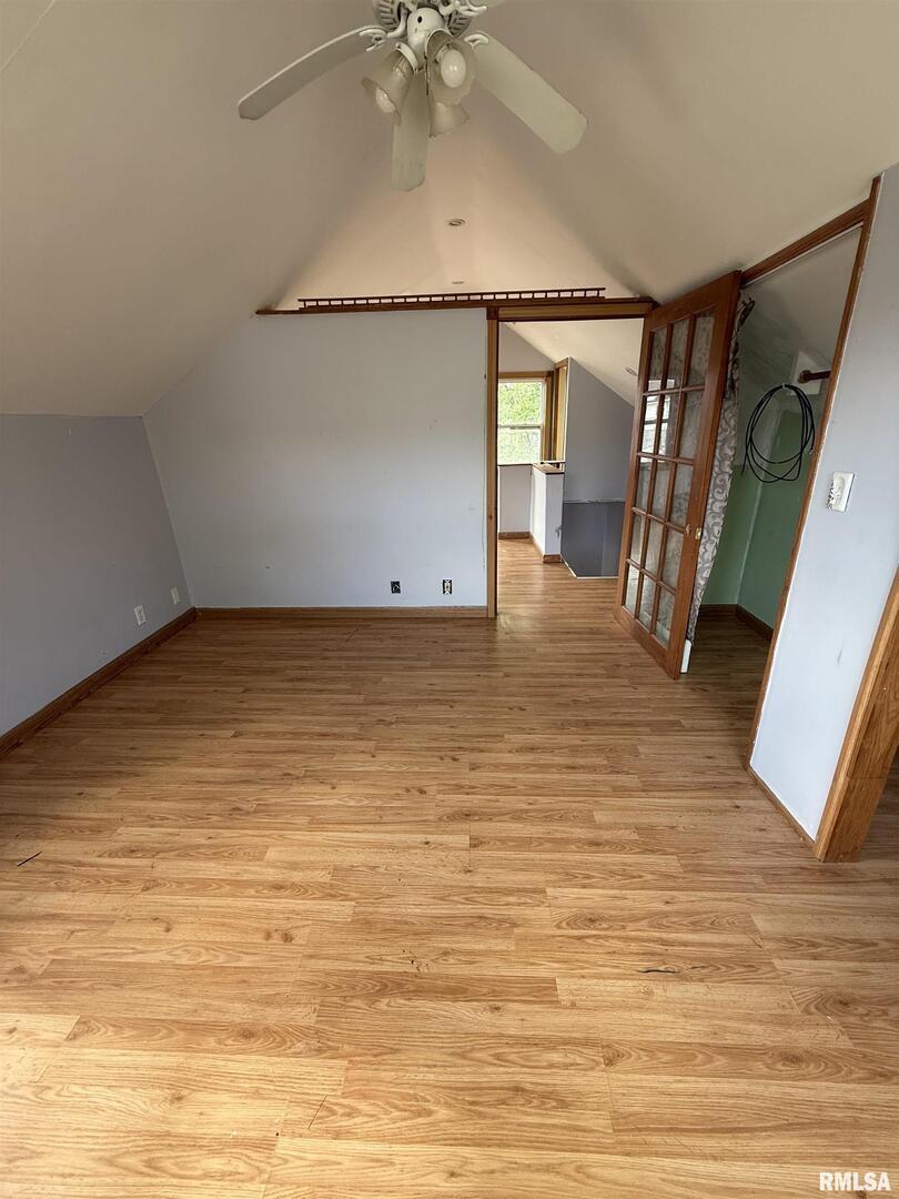 237 1st Avenue Clinton, IA 52732 - Photo 11 of 21