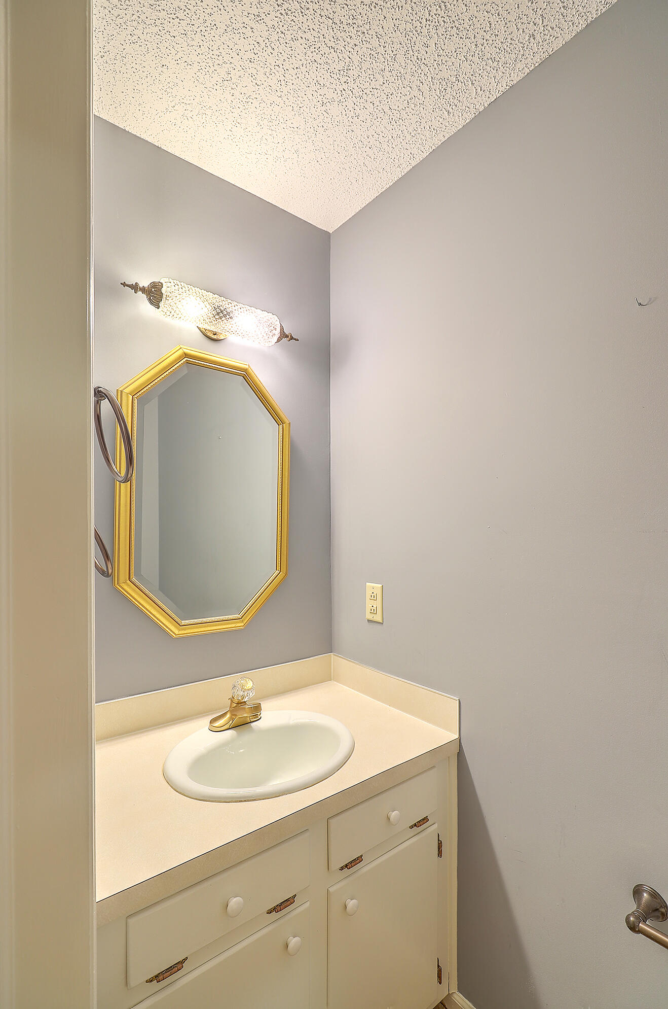 3 Battlesea Road Charleston, SC 29407 - Photo 13 of 44 1st Floor Powder Rm