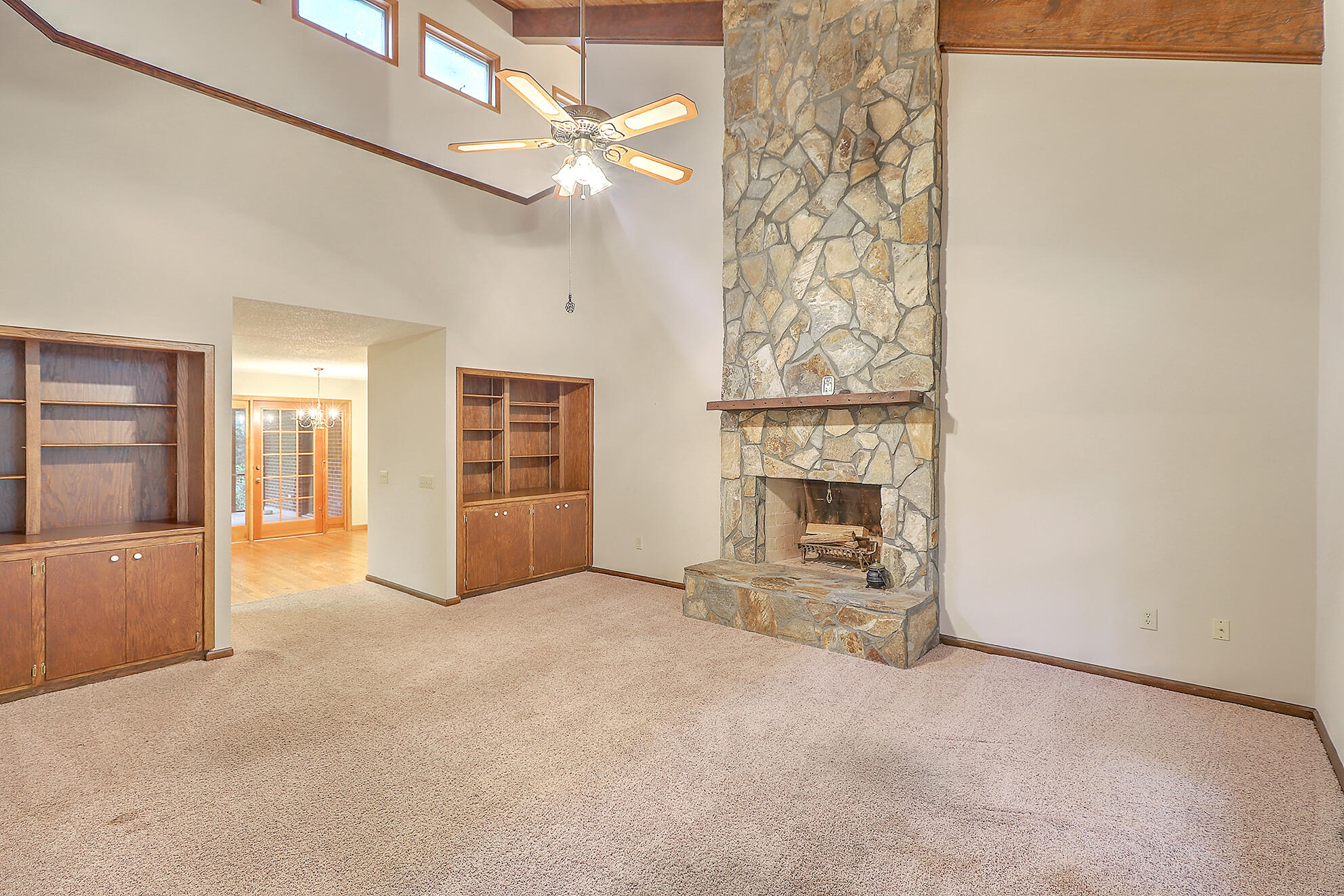 3 Battlesea Road Charleston, SC 29407 - Photo 10 of 44 Beautiful woodburning stone fireplace