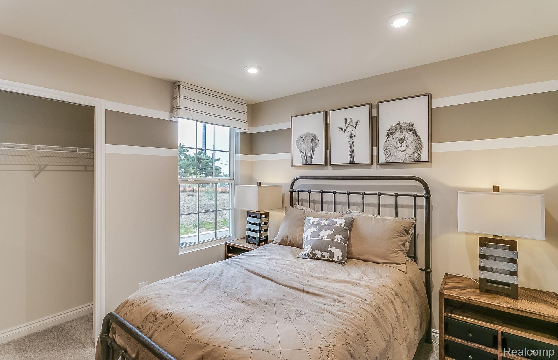 279 Strawberry Drive Rochester, MI 48307 - Photo 9 of 9 MI_PU_BR_Ashton_secondarybed2.jpg