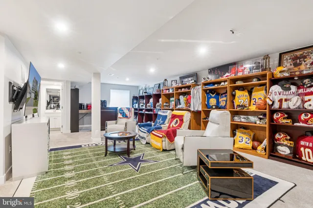 $715,000 | 6519 Wild Plum Drive, Frederick, MD 21703