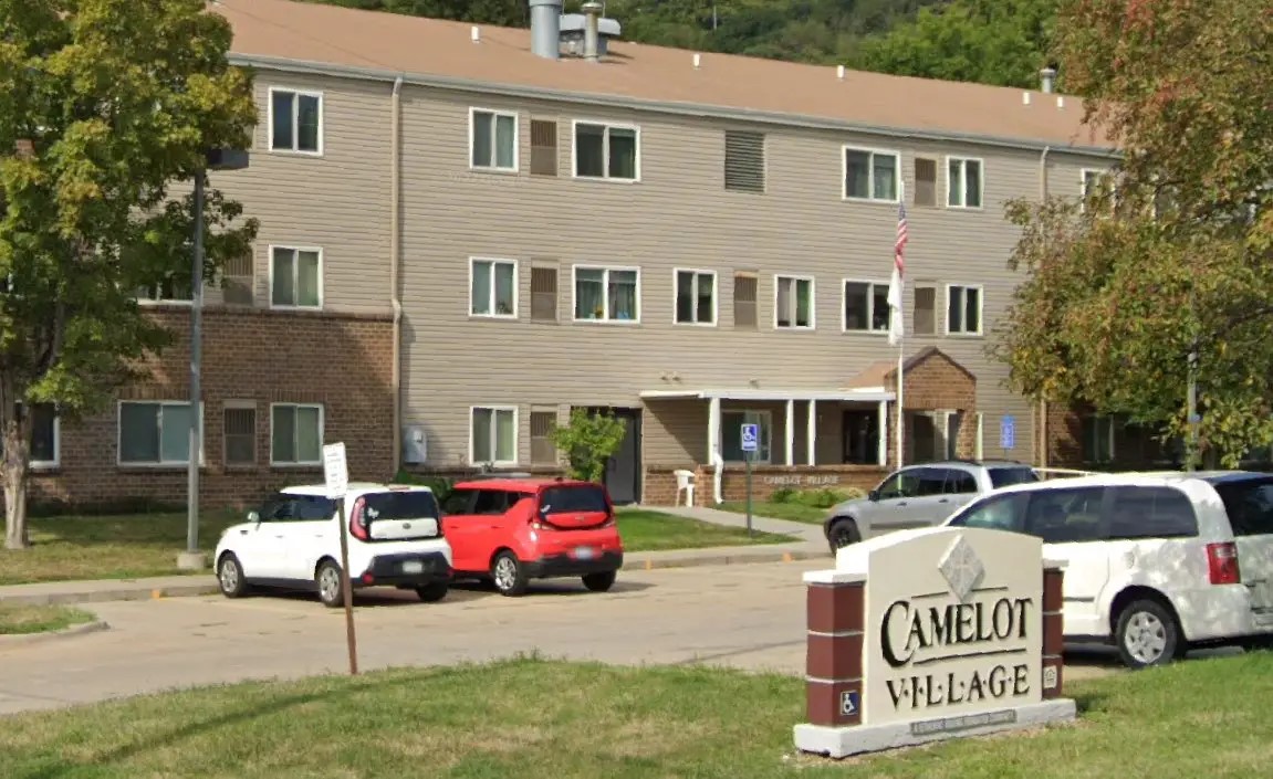 1105 South 3rd Street Other, IA 51503 - Photo 4 of 7