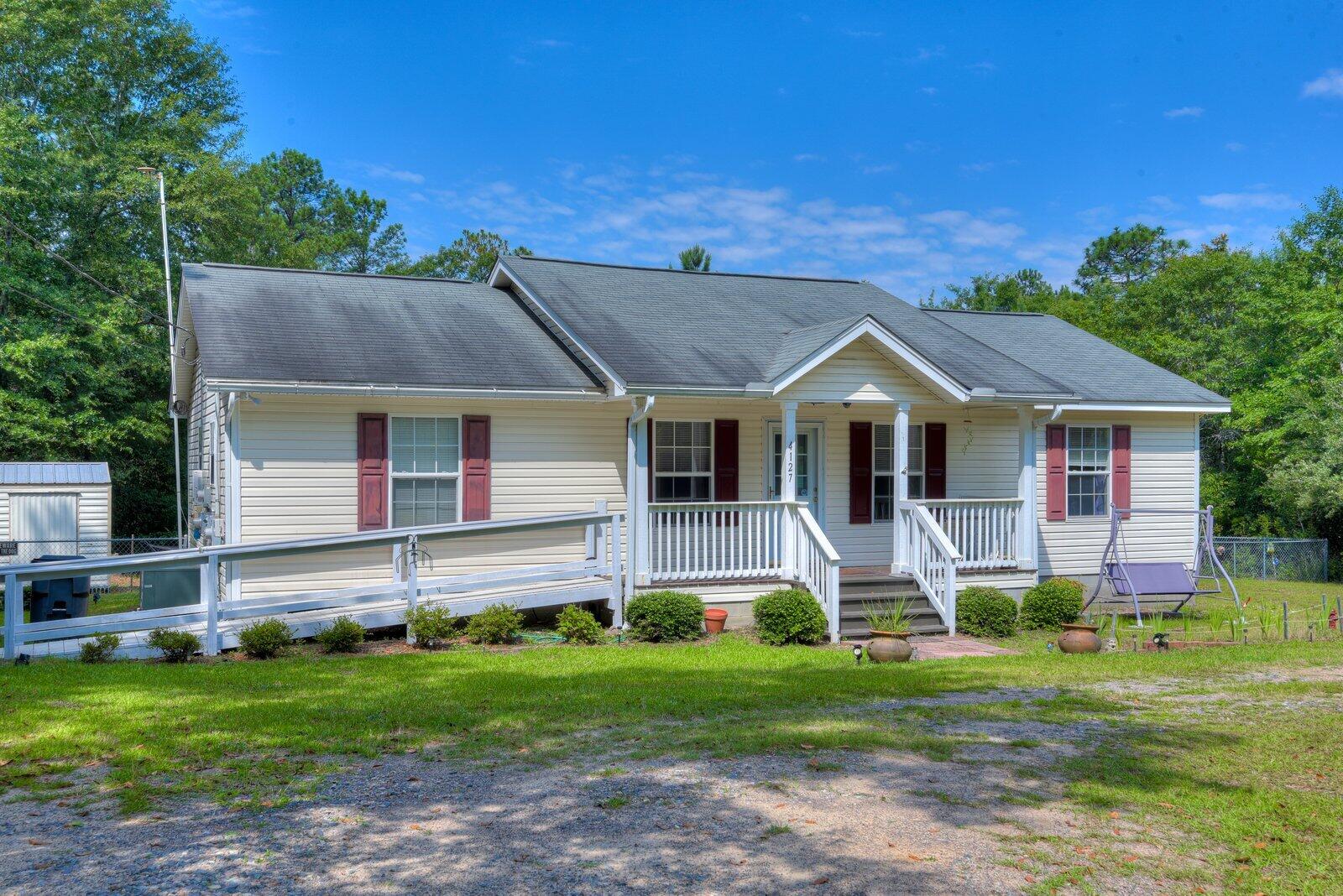 4127 Vaucluse Road Aiken, SC 29801 - Photo 9 of 44